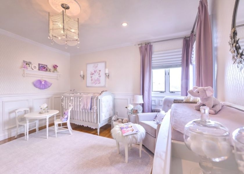 Kamar Bayi Perempuan Lavender Pastel